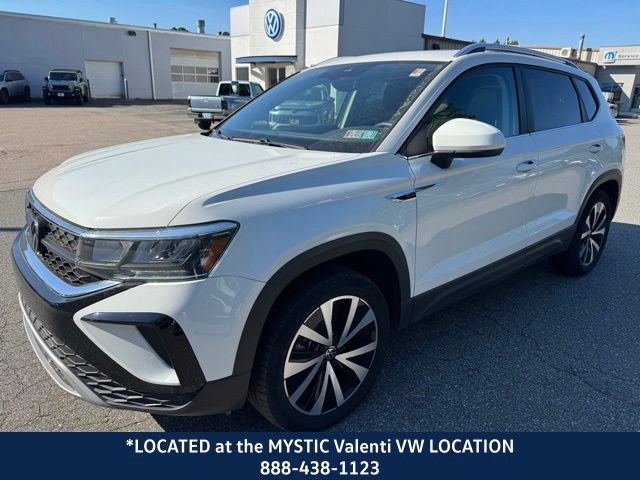 2023 Volkswagen Taos 1.5T SE 4Motion's photo