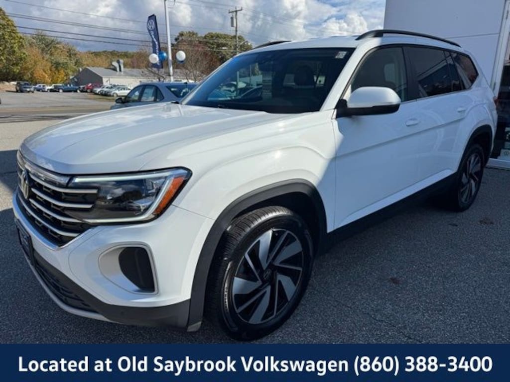 Used 2024 Volkswagen Atlas 2.0T SE w/Technology SUV