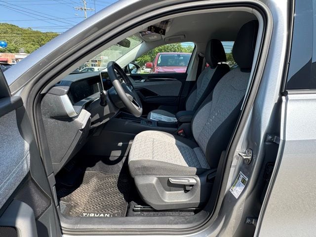 2025 Volkswagen Tiguan S - Photo 26