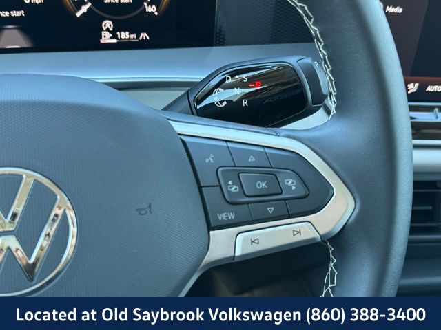 2025 Volkswagen Tiguan SE - Photo 40