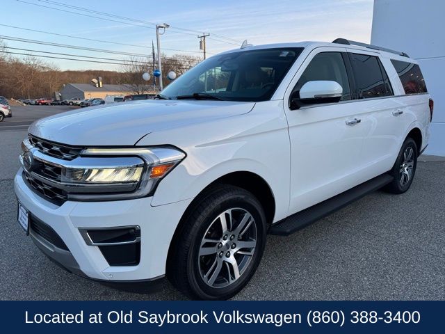 2024 Ford Expedition Limited's photo