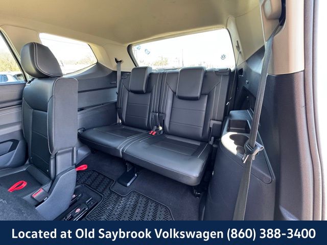 2023 Volkswagen Atlas SE w/Tech - Photo 13