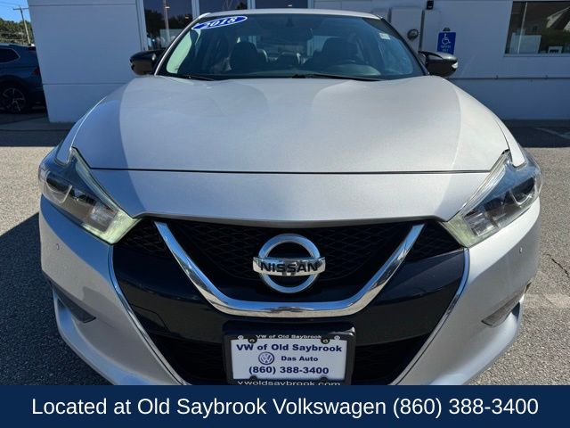 2018 Nissan Maxima SV photo 2