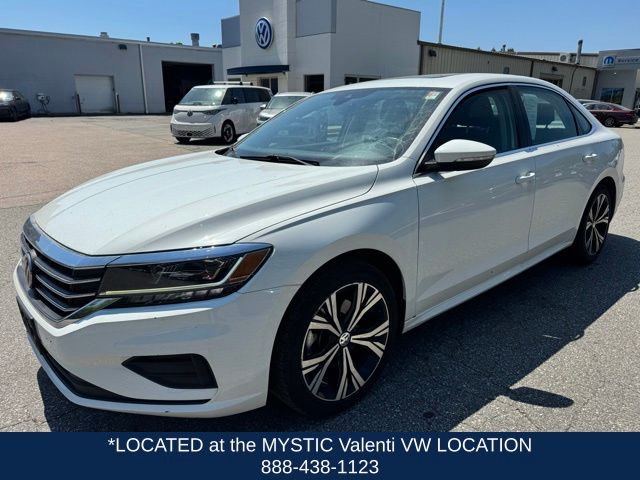 2022 Volkswagen Passat 2.0T SE Auto's photo