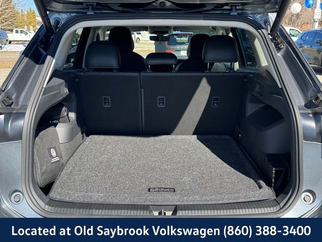 2025 Volkswagen Tiguan SE - Photo 19