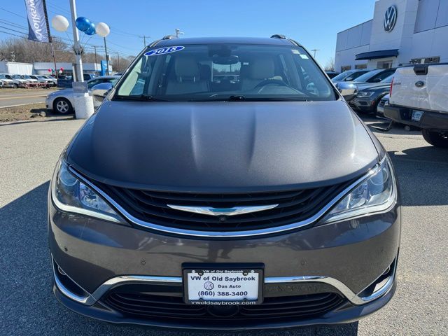Used 2018 Chrysler Pacifica Hybrid Limited with VIN 2C4RC1N70JR358605 for sale in Old Saybrook, CT