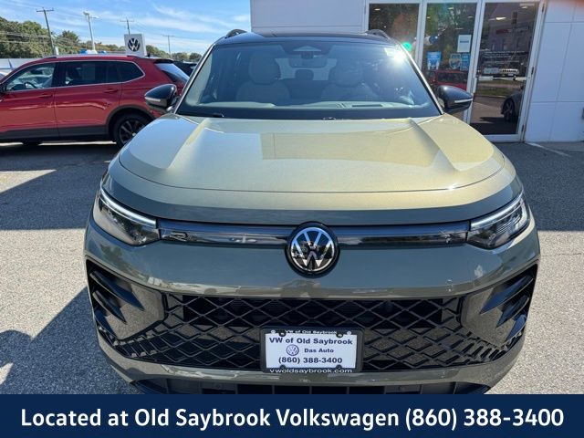 2025 Volkswagen Tiguan SE R-Line Black photo 2