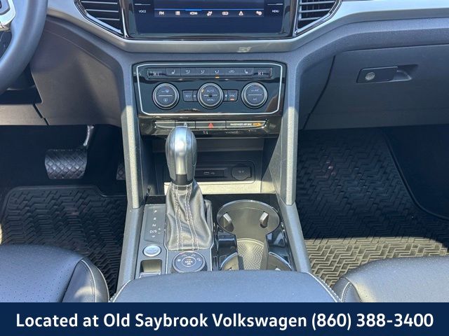 2023 Volkswagen Atlas SE w/Tech - Photo 18