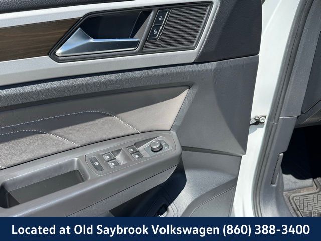 2023 Volkswagen Atlas SE w/Tech - Photo 37