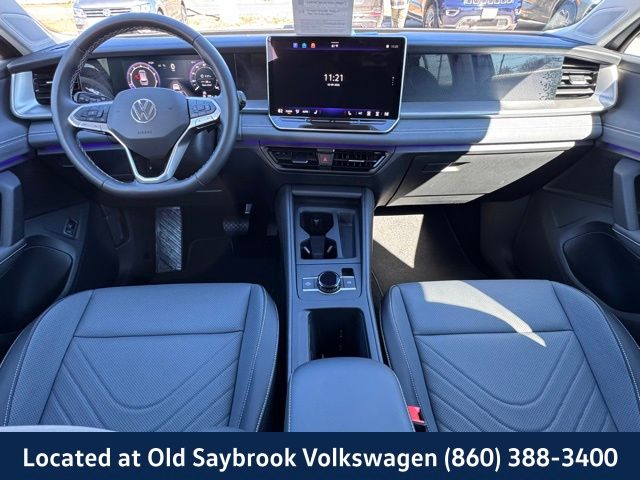 2025 Volkswagen Tiguan SE - Photo 14