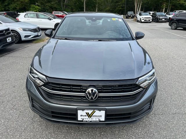 2024 Volkswagen Jetta 1.5T Sport photo 2
