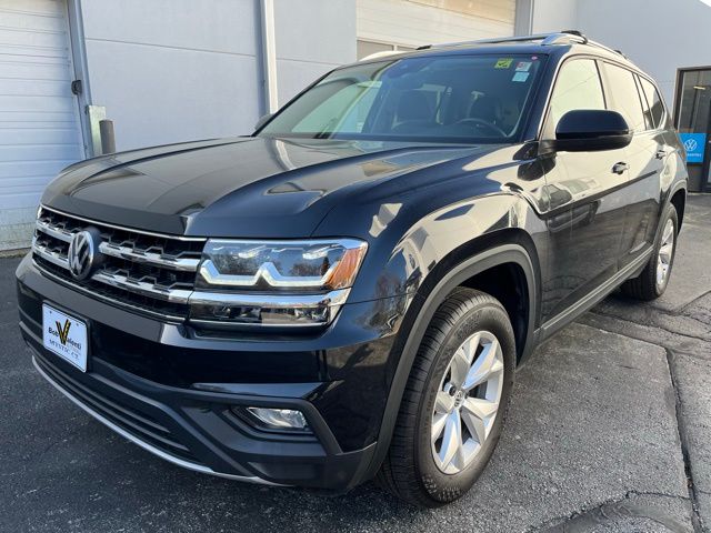 Used 2019 Volkswagen Atlas SE w/Tech with VIN 1V2UR2CA4KC511945 for sale in Old Saybrook, CT