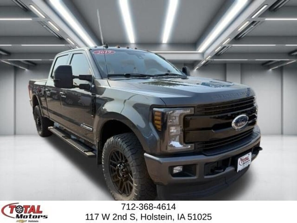 Used 2019 Ford F-250 Lariat Truck Crew Cab