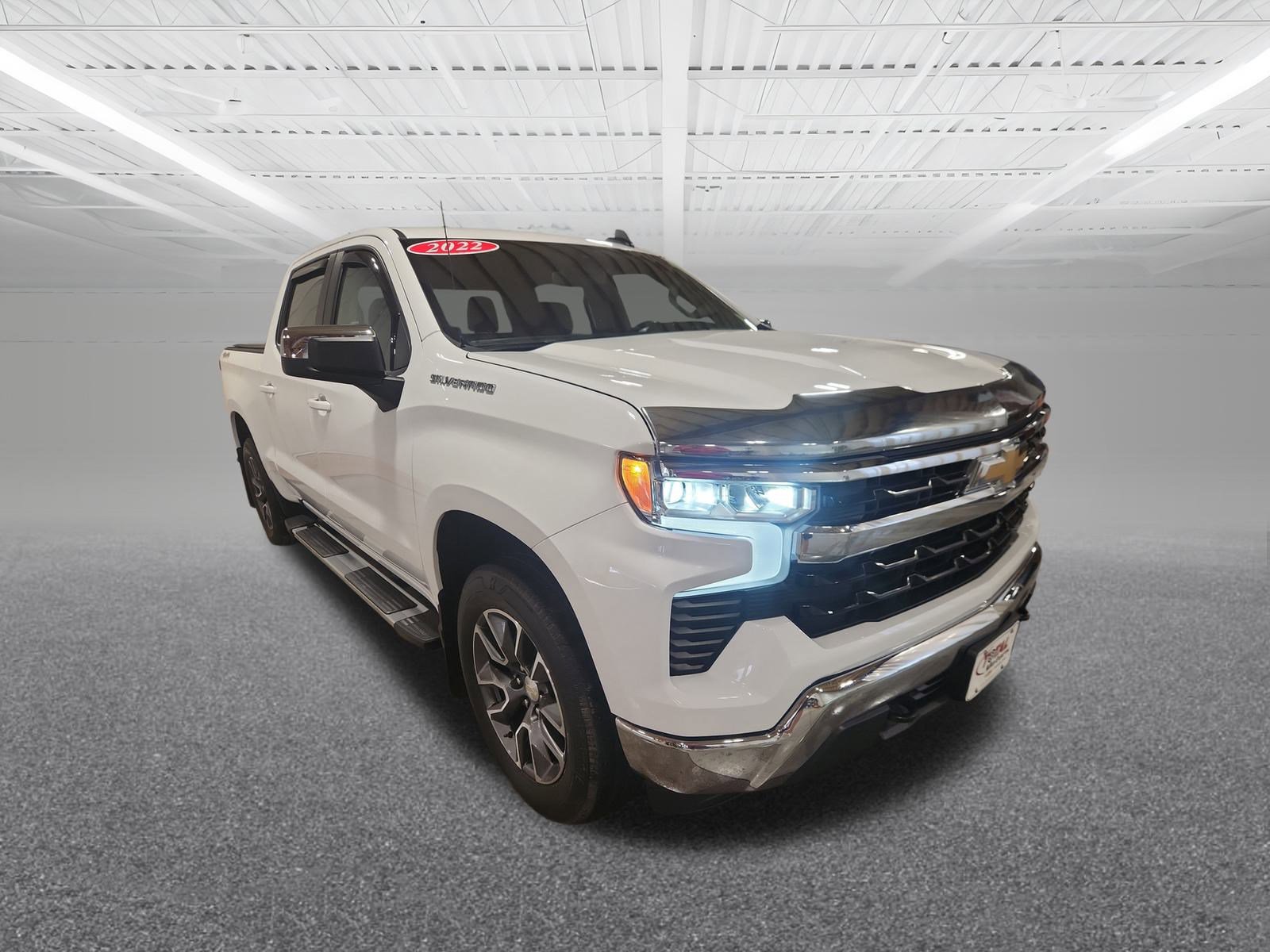 2022 Chevrolet Silverado 1500 LT photo 4