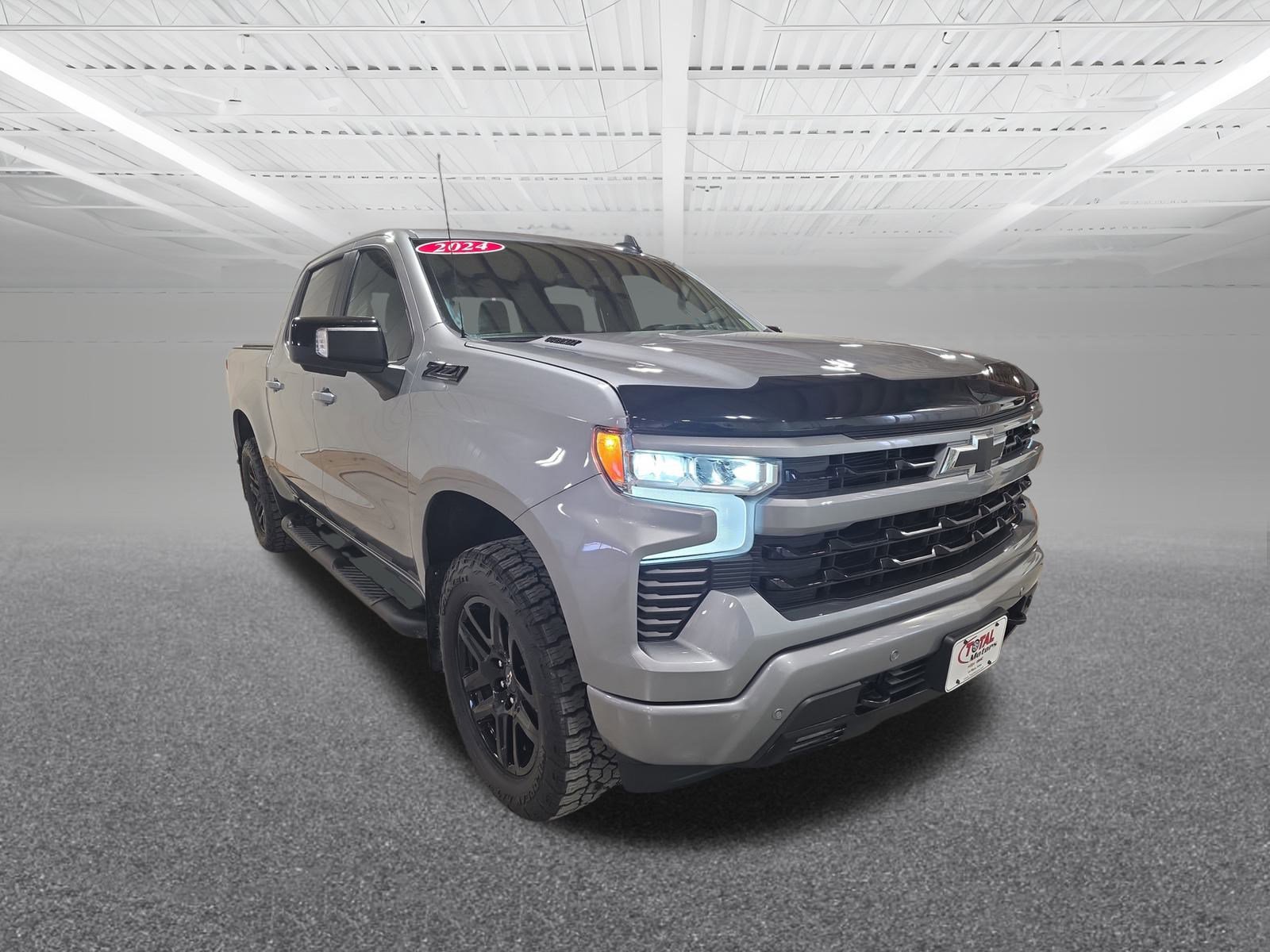 2024 Chevrolet Silverado 1500 RST photo 4