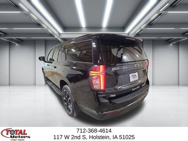 2021 Chevrolet Suburban RST - Photo 6