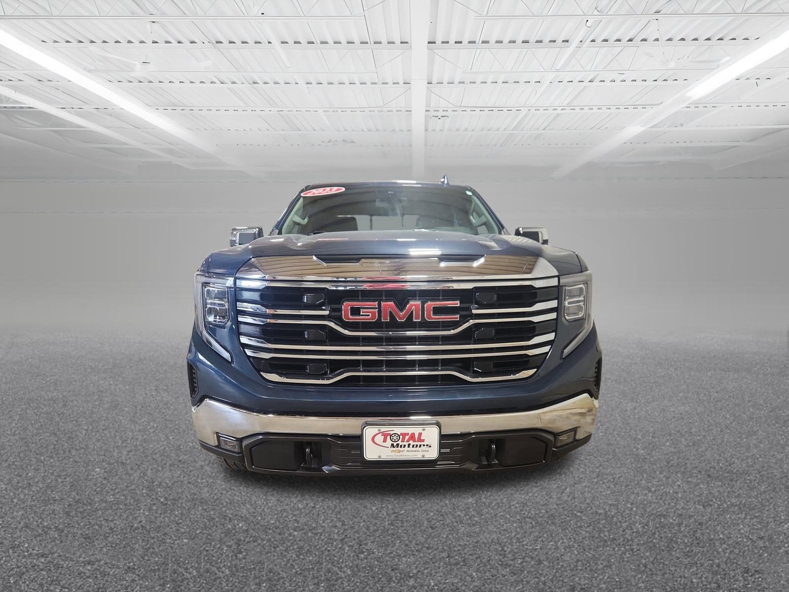 2023 Gmc Sierra 1500 SLT photo 3