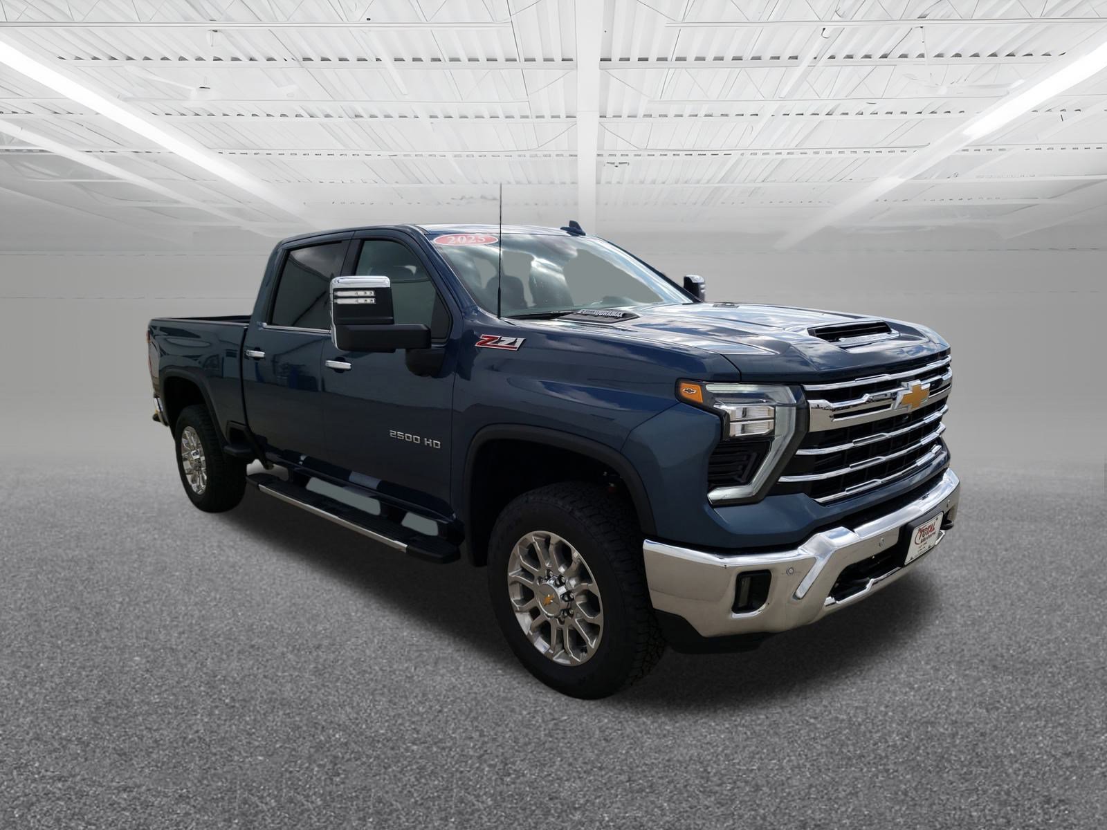 2025 Chevrolet Silverado 2500HD LTZ photo 4