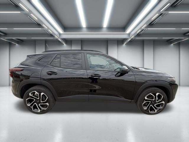 2024 Chevrolet Trax RS