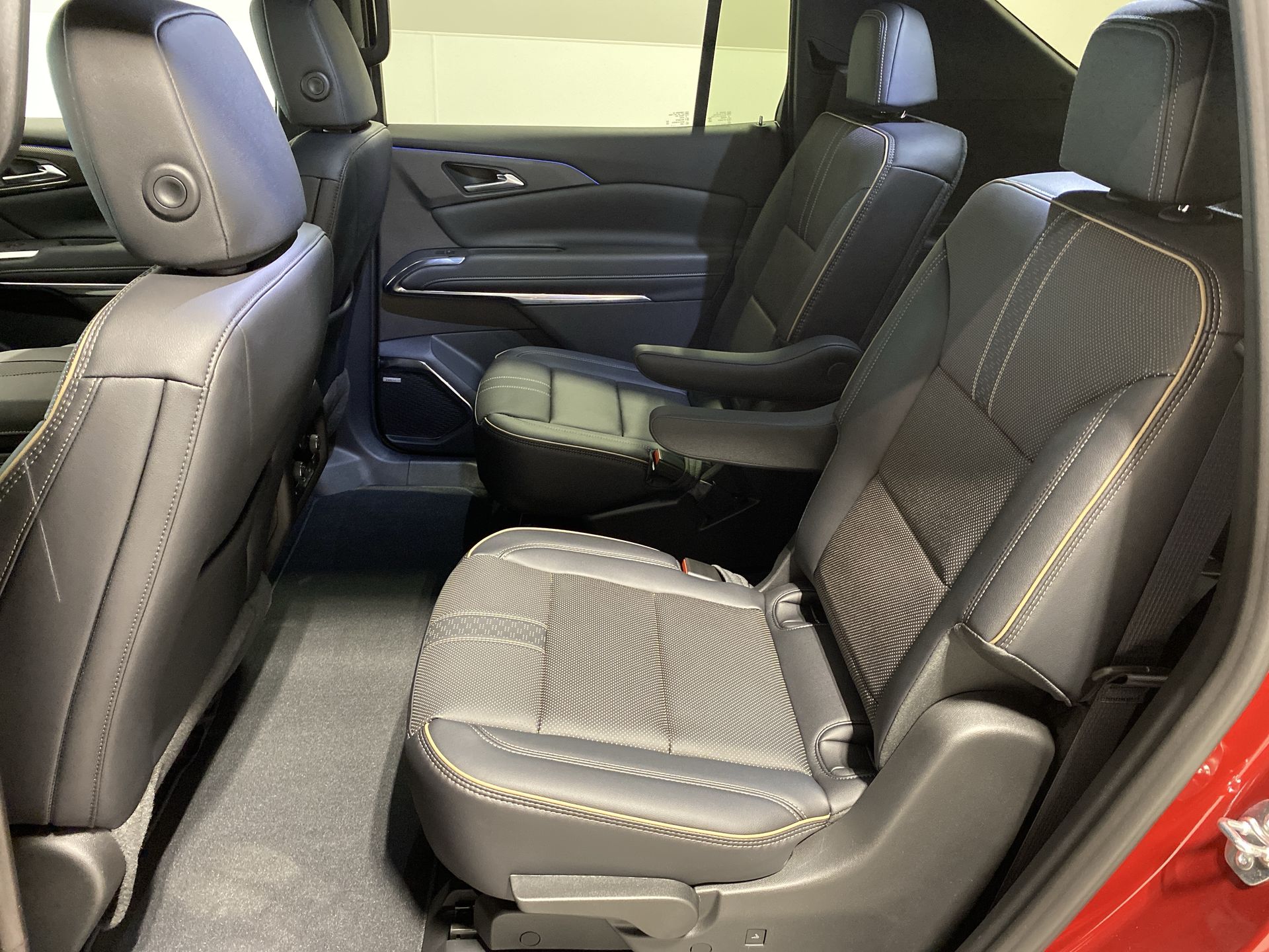 2026 Chevrolet Traverse High Country - Photo 26