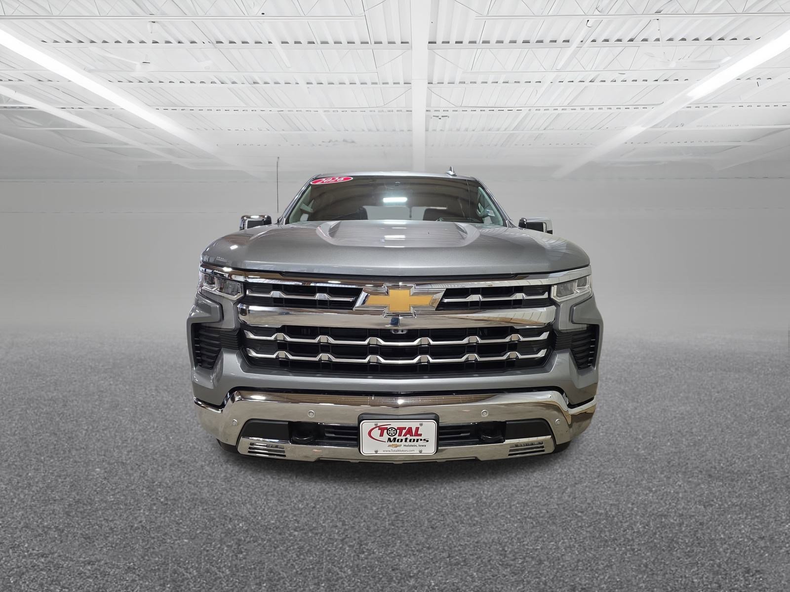 2026 Chevrolet Silverado 1500 LTZ photo 3