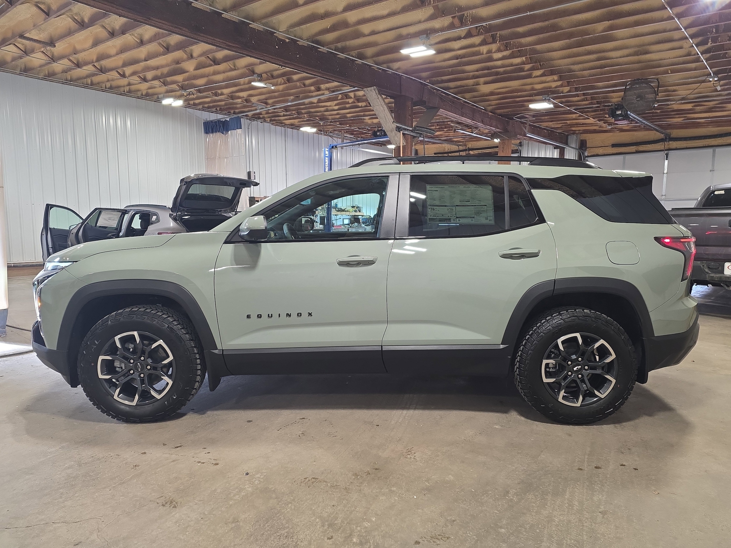 2026 Chevrolet Equinox ACTIV's photo