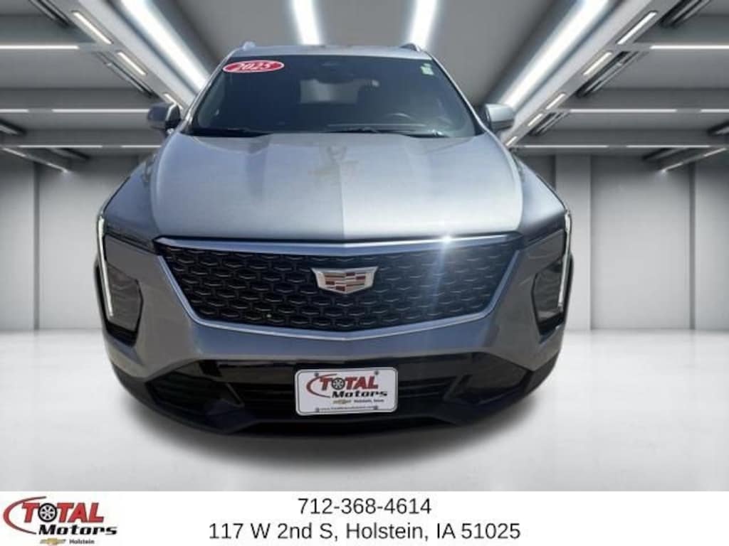 Used 2025 CADILLAC XT4 Premium Luxury SUV