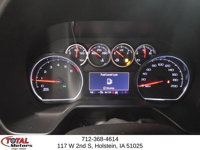 2021 Chevrolet Suburban RST - Photo 16