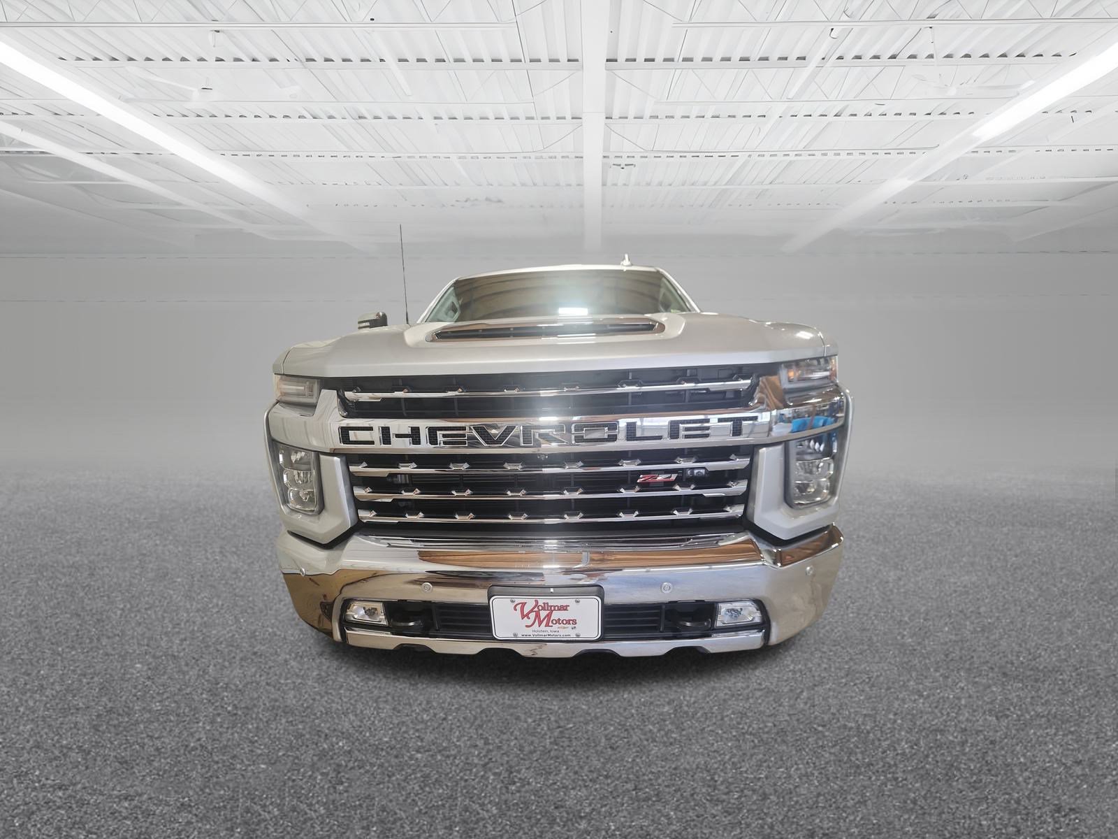 2023 Chevrolet Silverado 2500HD LTZ photo 3