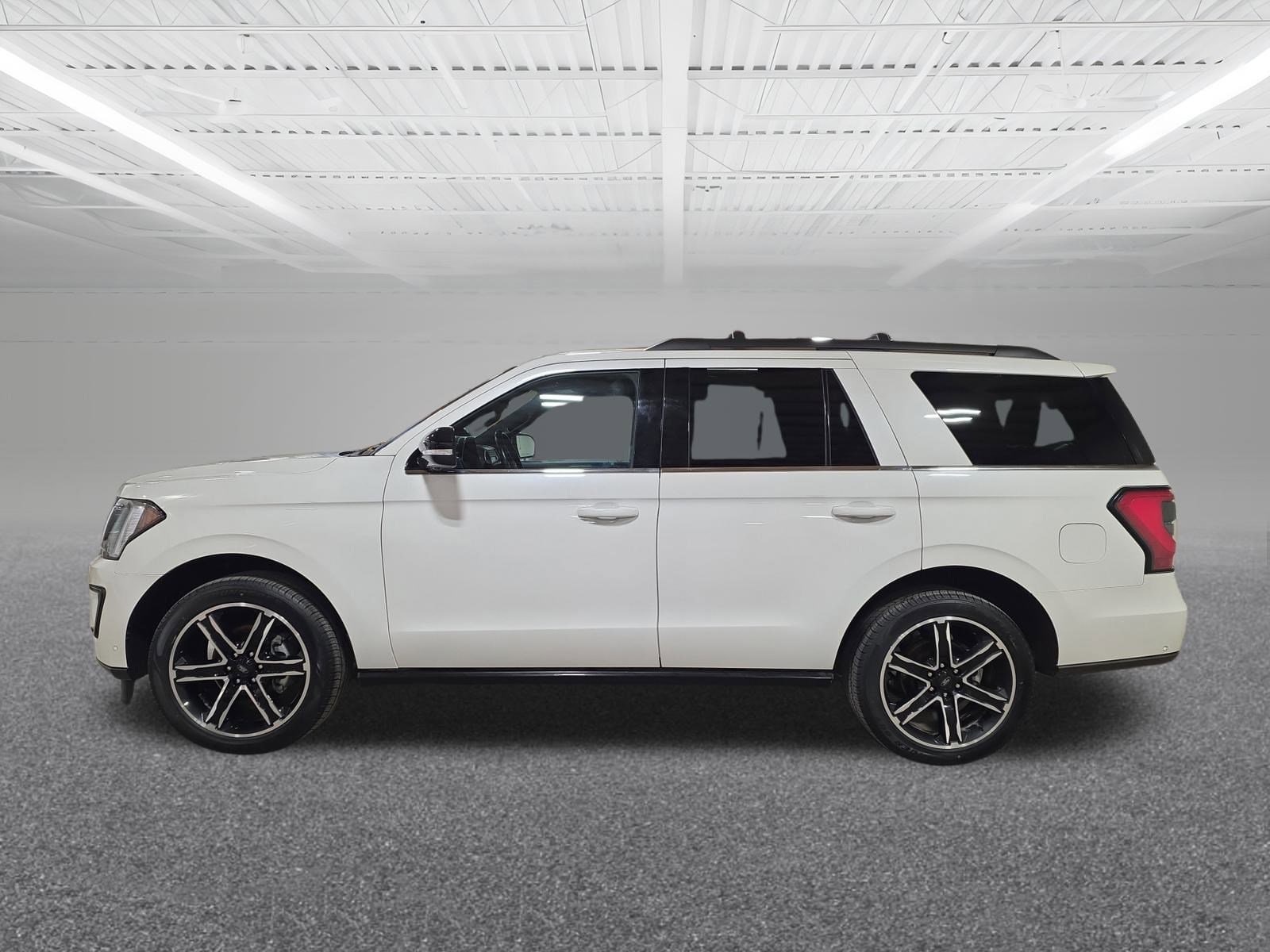 2020 Ford Expedition Limited's photo