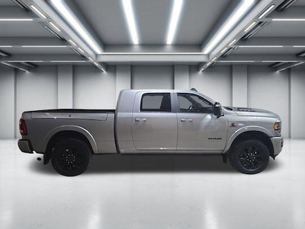 2023 Ram 3500 Limited Mega Cab 4x4 64 Box Truck Mega Cab