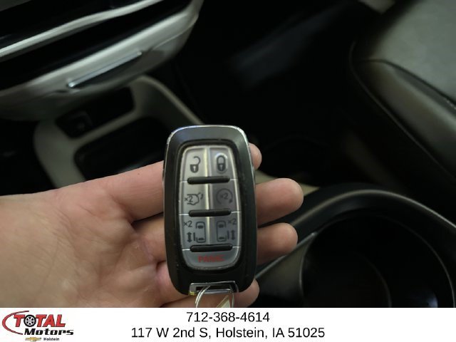2024 Chrysler Pacifica Touring L - Photo 17