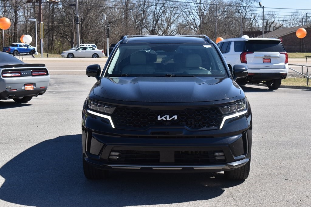 2022 Kia Sorento photo 2