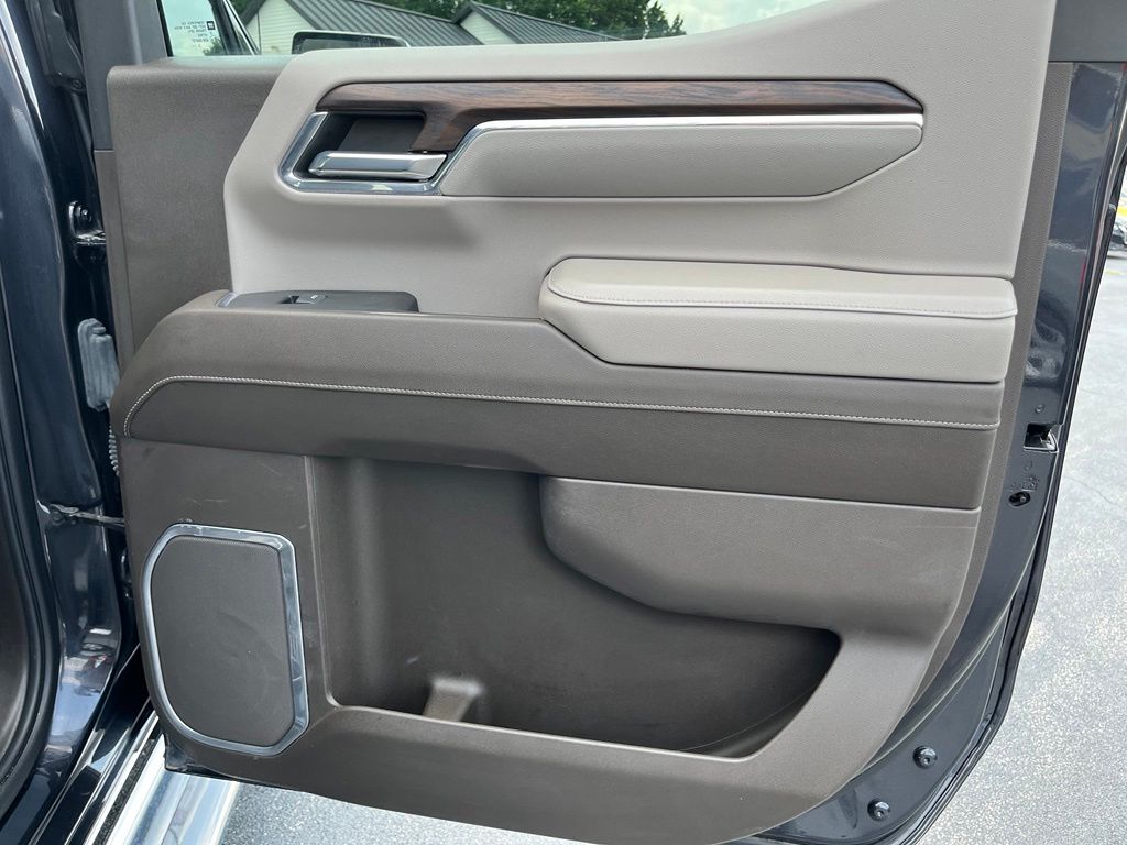 2023 GMC Sierra 1500 SLT - Photo 39