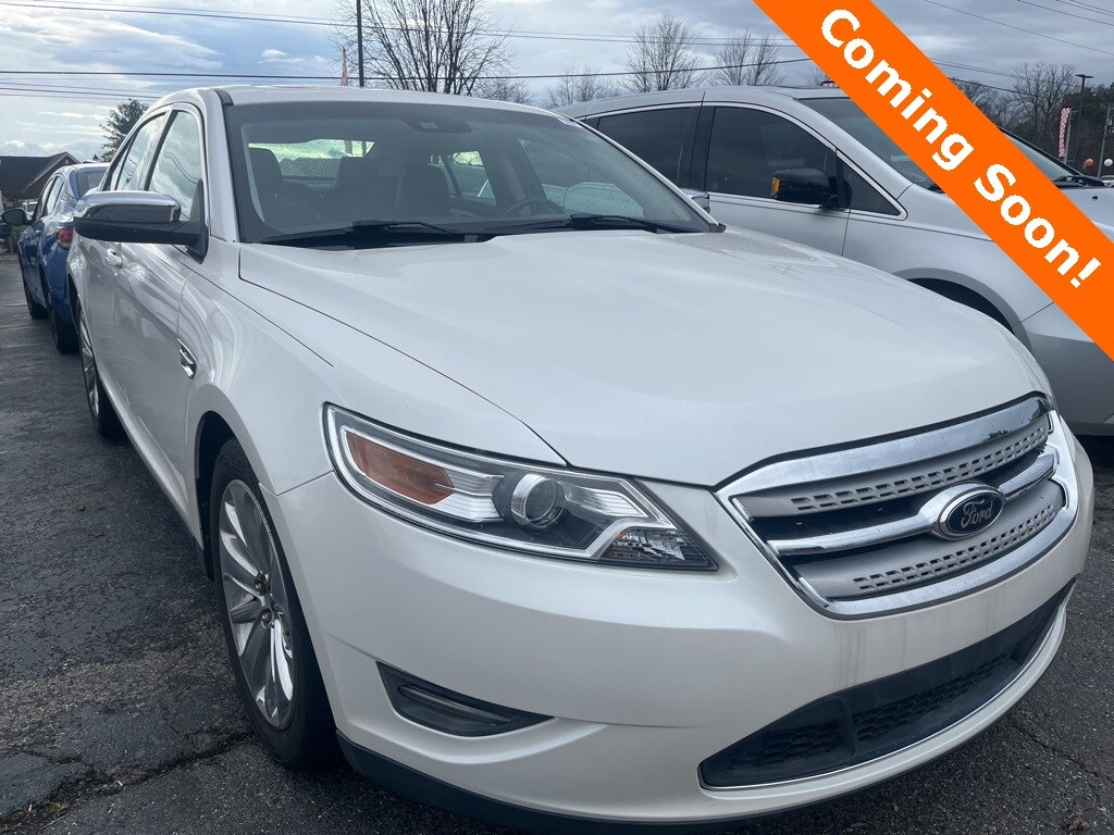 Used 2010 Ford Taurus Limited Sedan