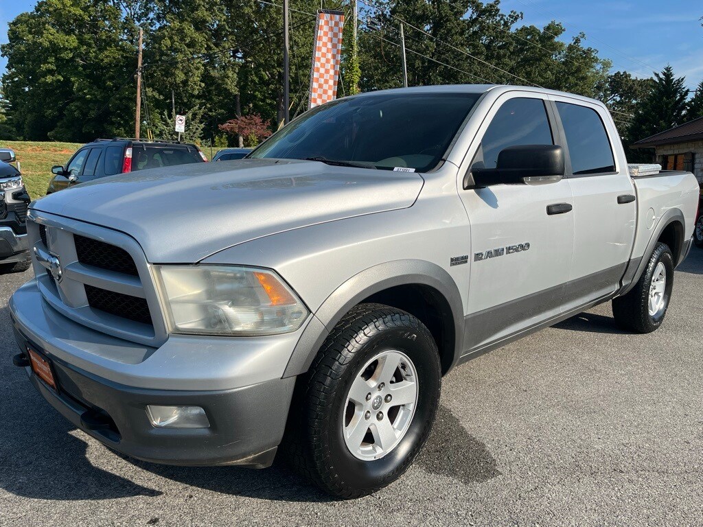 2011 Ram 1500 Outdoorsman photo 3