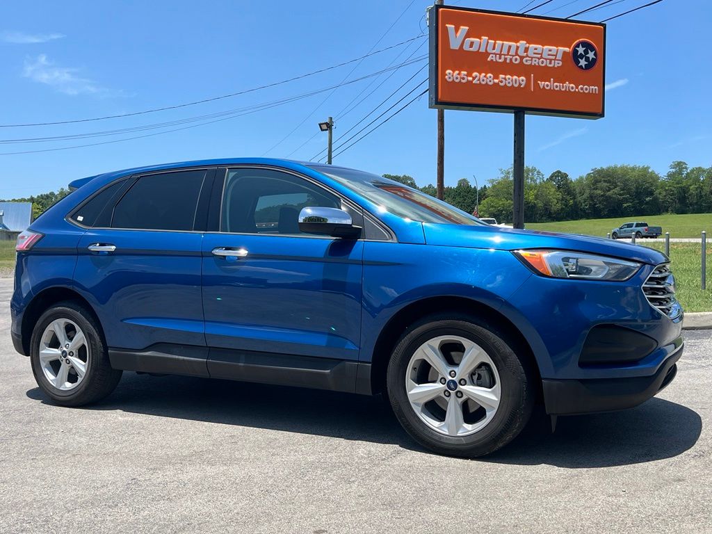 2020 Ford Edge SE's photo
