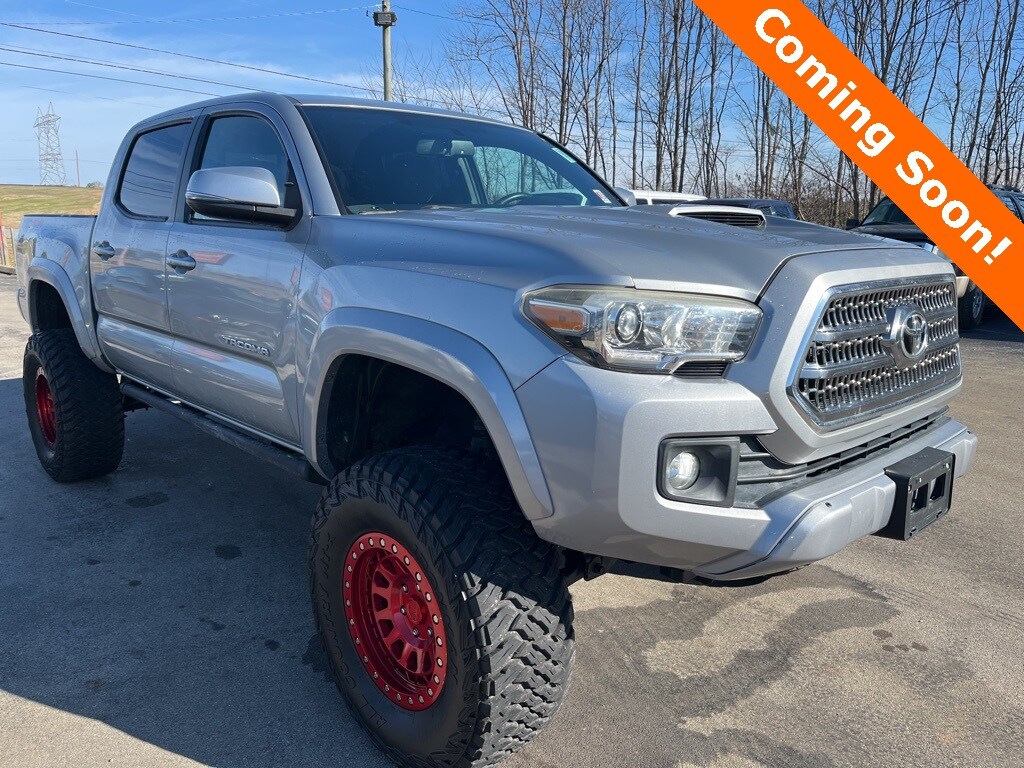 Used 2017 Toyota Tacoma SR5 Truck