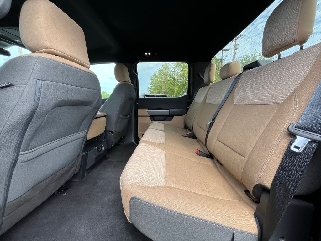 2023 Ford F-150 XLT - Photo 18