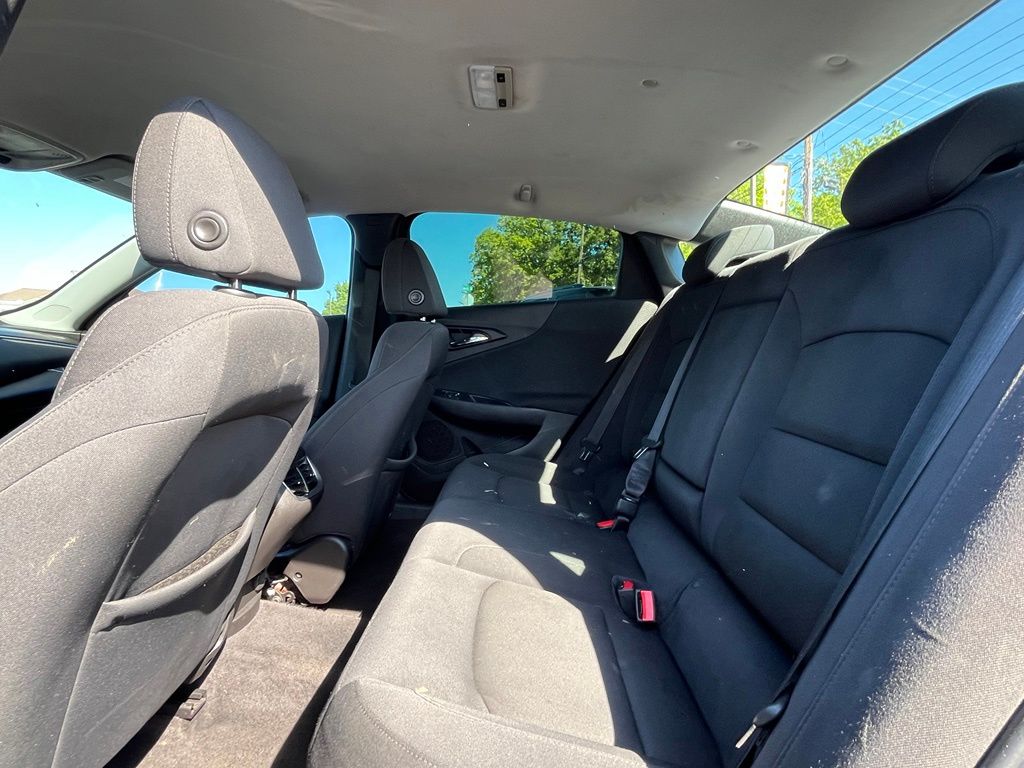 2016 Chevrolet Malibu 1LT - Photo 15