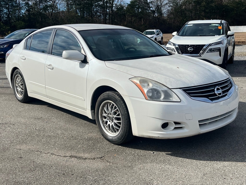 2012 Nissan Altima S's photo