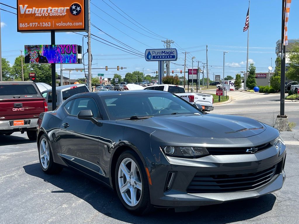 2018 Chevrolet Camaro 2.0 1LS's photo