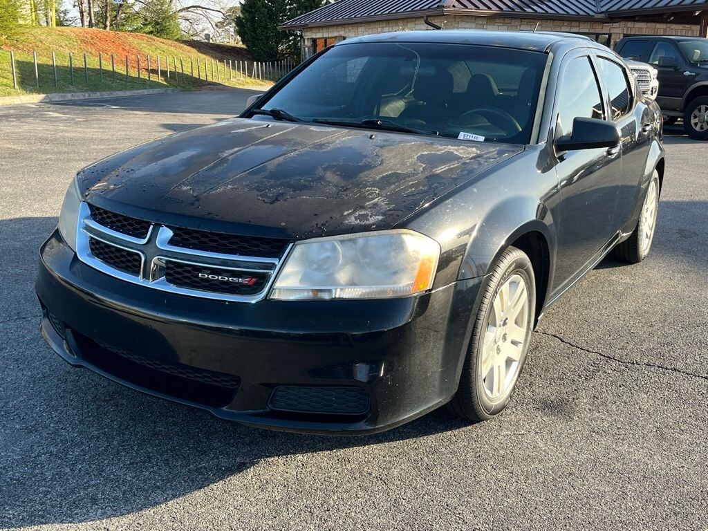 Used 2014 Dodge Avenger SE Sedan