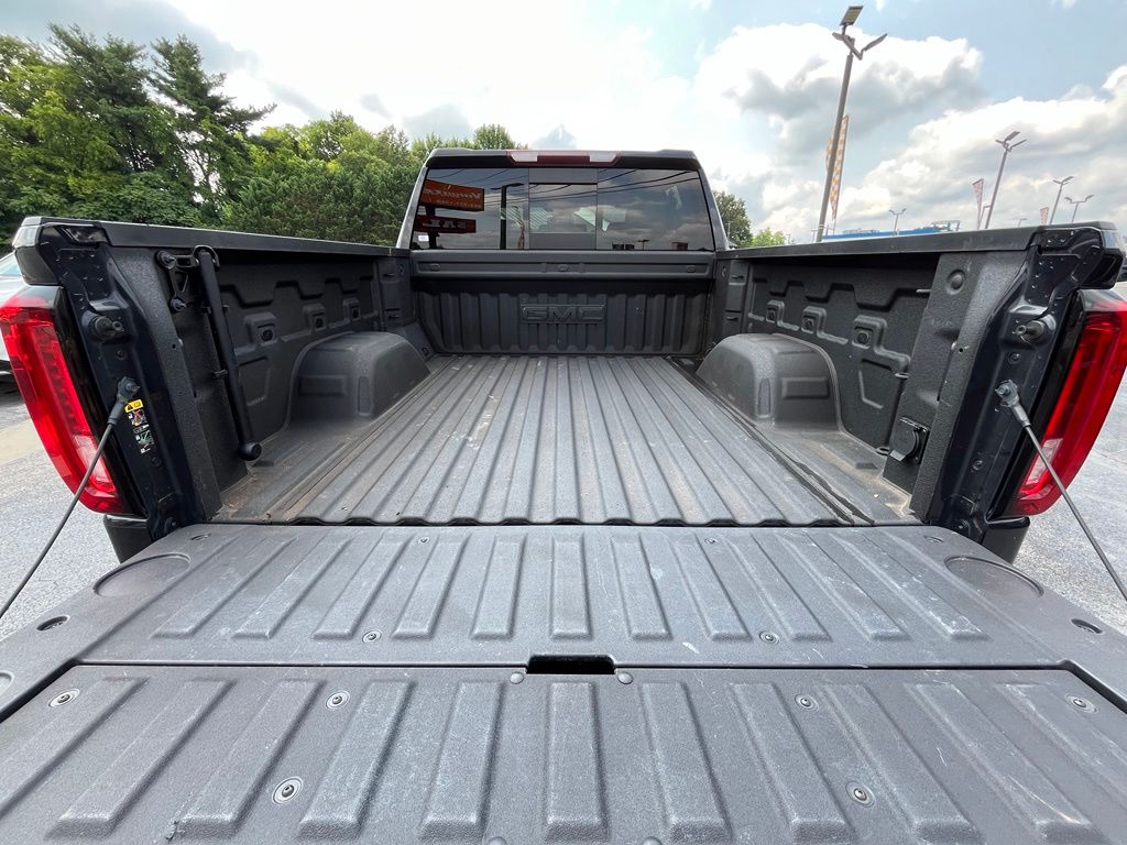 2023 GMC Sierra 1500 SLT - Photo 38