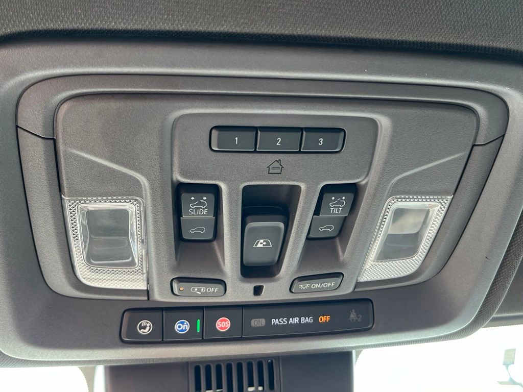 2023 GMC Sierra 1500 SLT - Photo 30