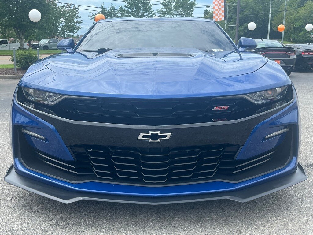 2019 Chevrolet Camaro 1SS photo 2