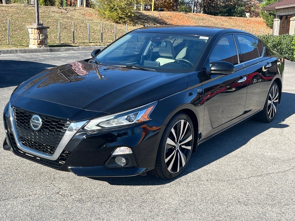 Used 2019 Nissan Altima 2.5 Platinum Sedan