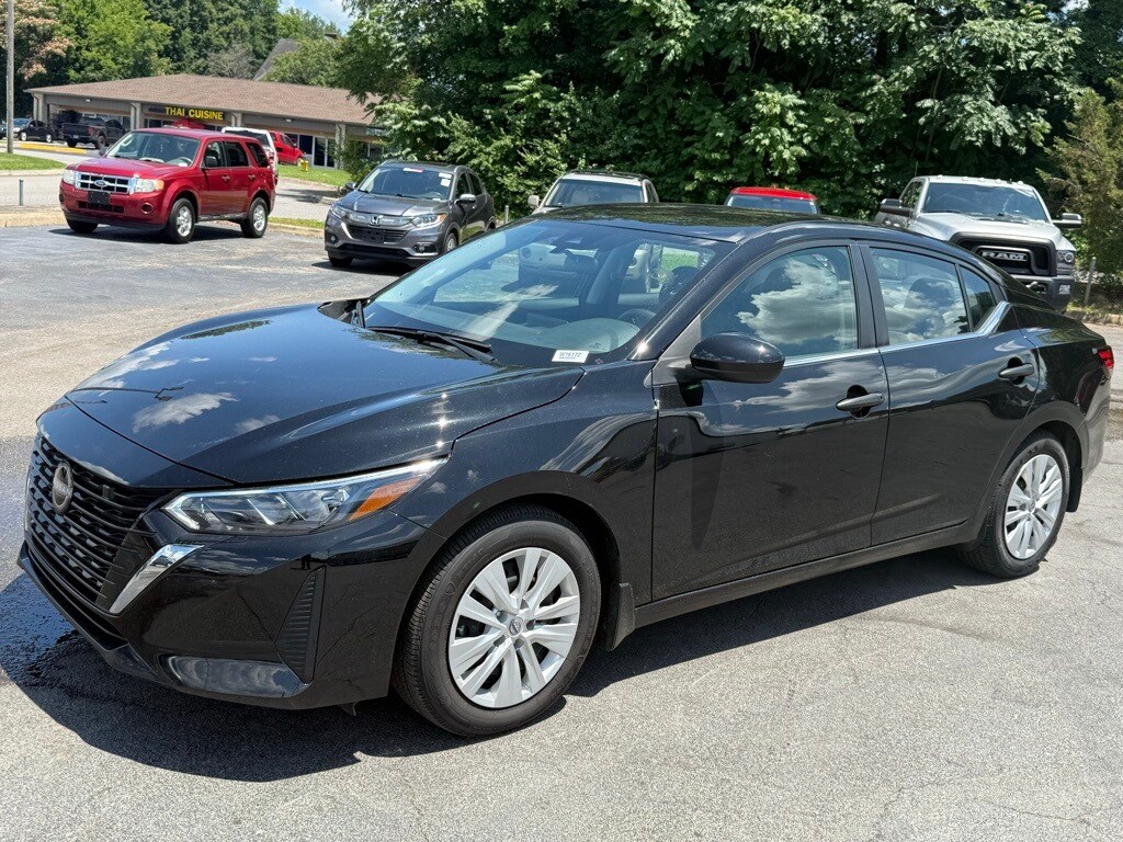 2024 Nissan Sentra S photo 3