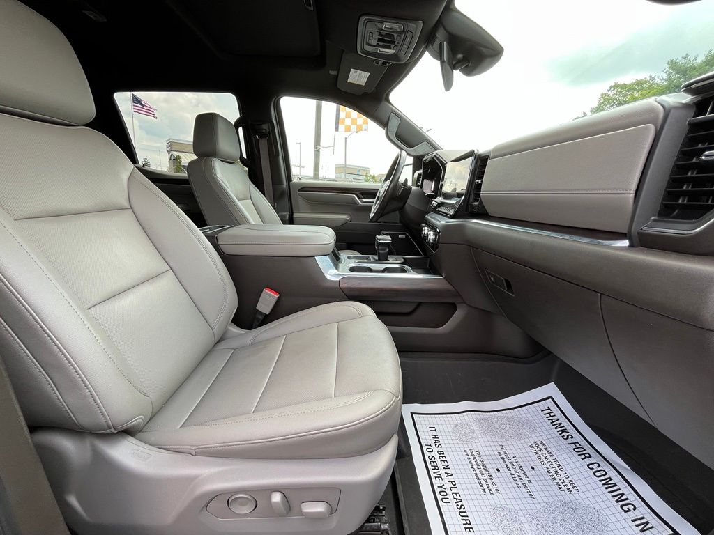2023 GMC Sierra 1500 SLT - Photo 42