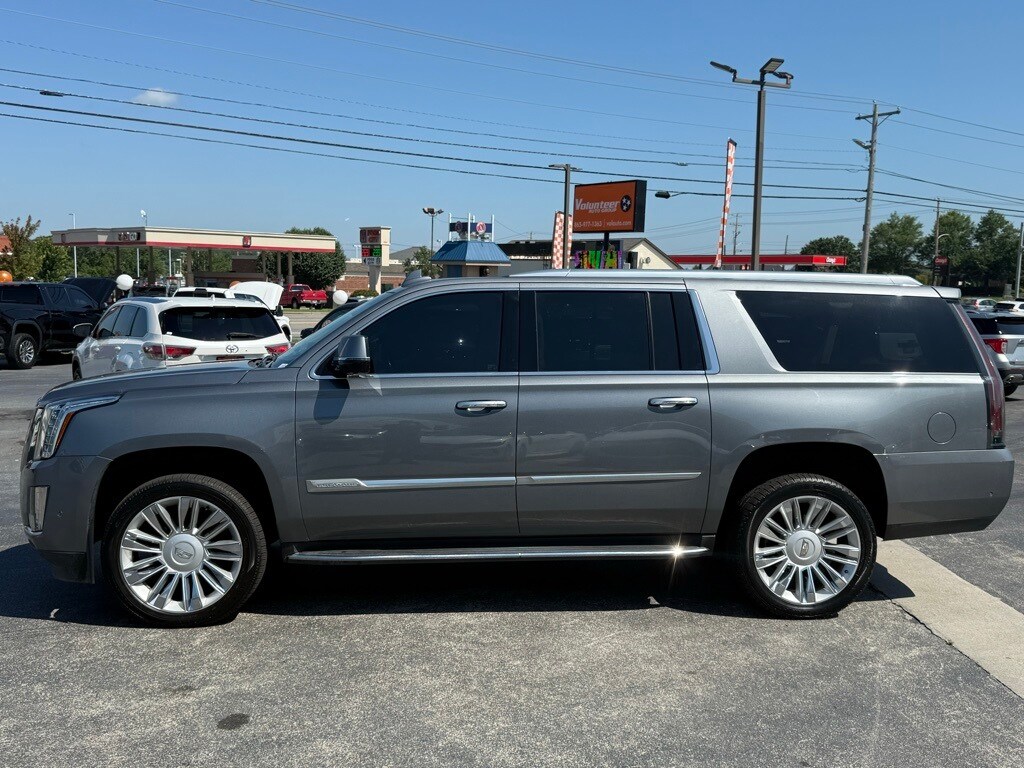 2020 Cadillac Escalade ESV Luxury photo 4